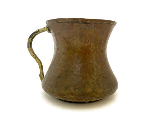 Antique Hand Hammered Copper Pot at Duckwells