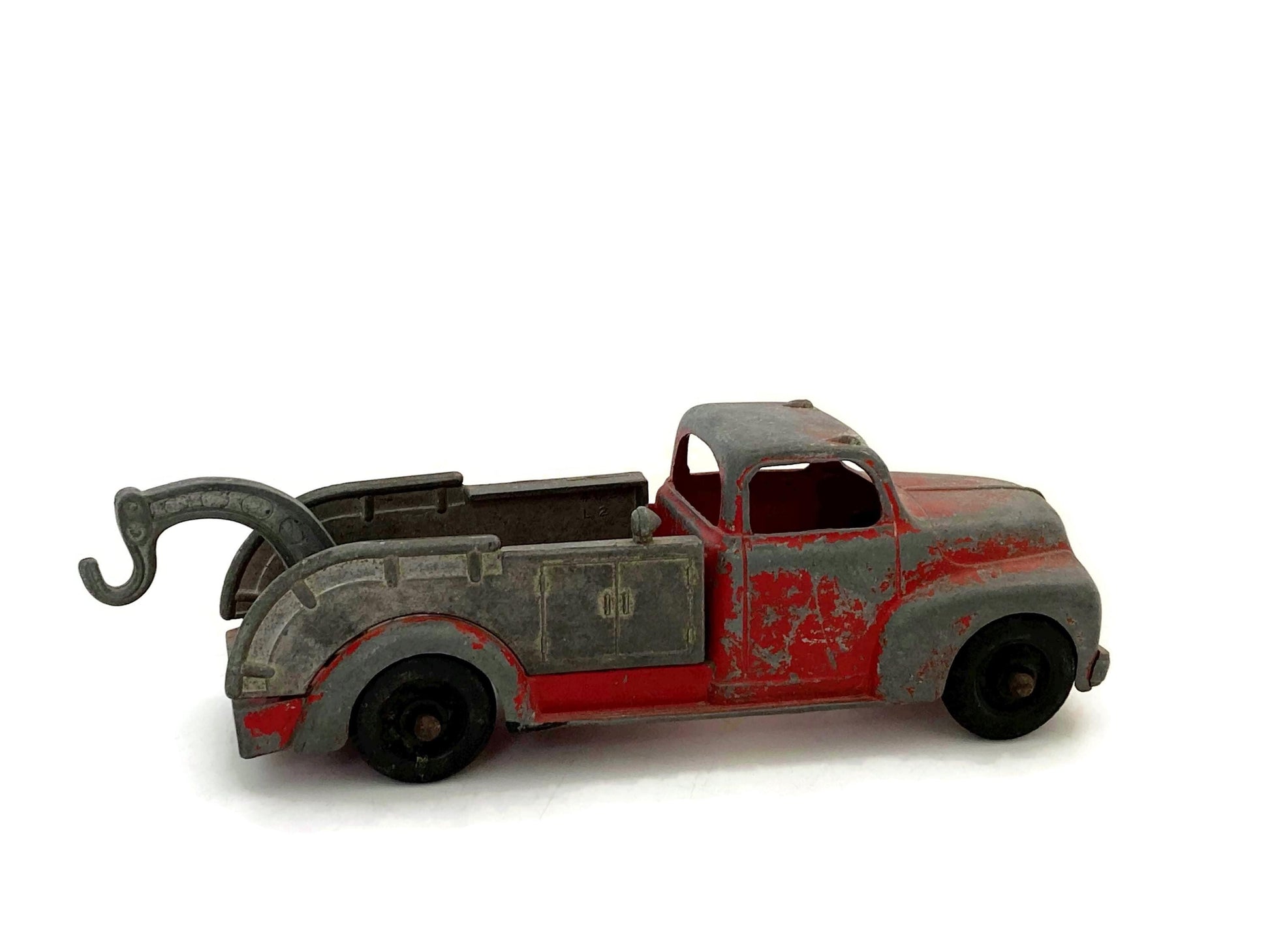Vintage Tow Truck by Hubley Kiddie Toy at Duckwells