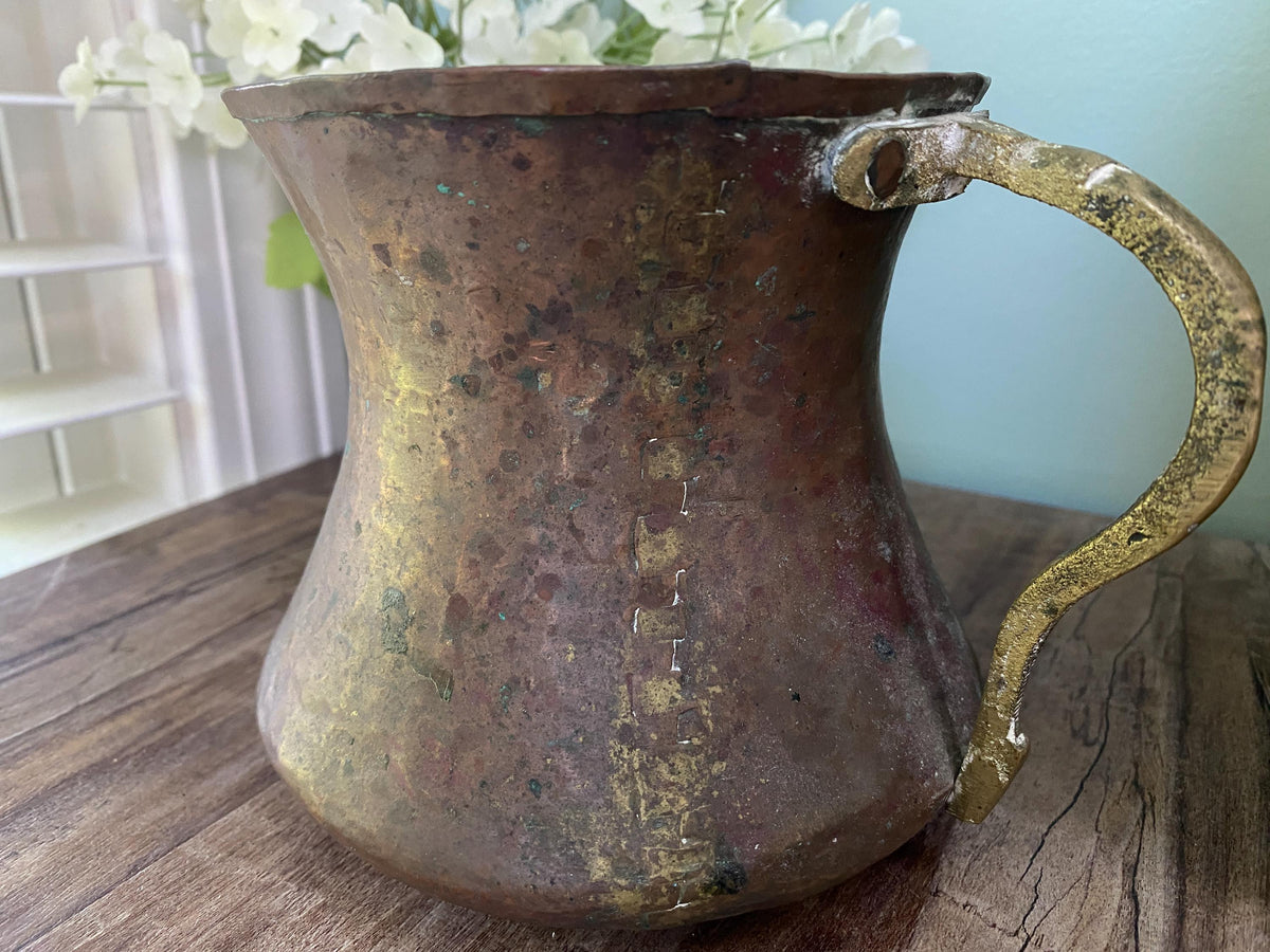 Antique Hand Hammered Copper Pot at Duckwells