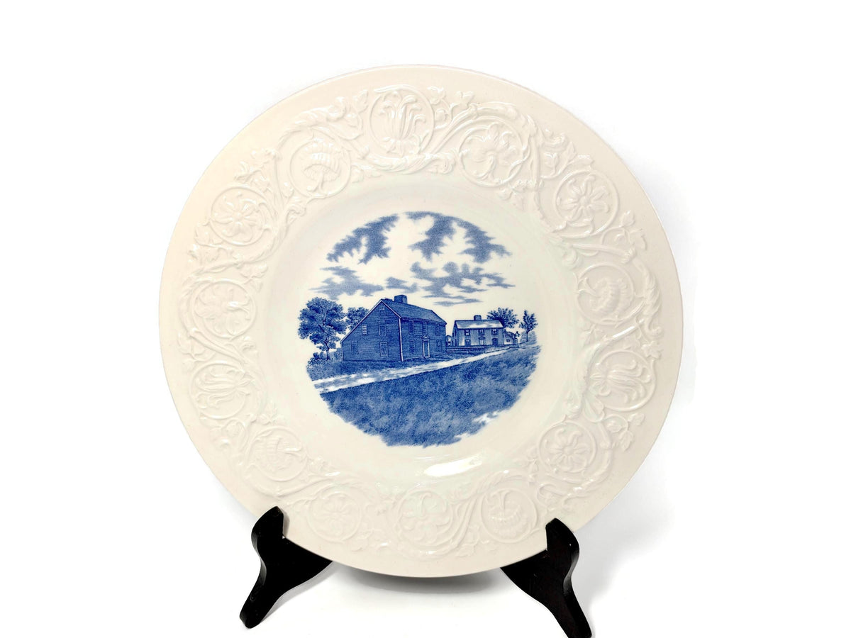 Vintage  Wedgwood Quincy Massachusetts Souvenir Plate, Presidents' Birthplaces