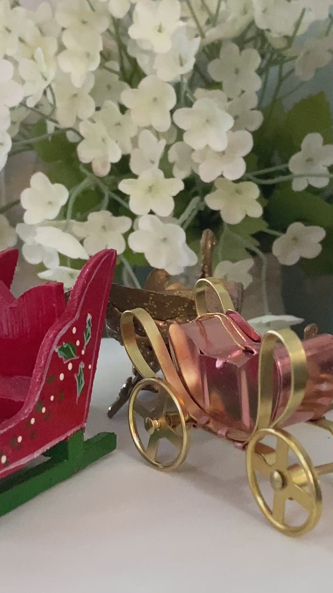 vintage sleigh ornaments
