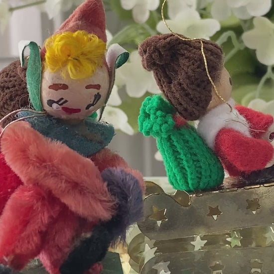 Vintage pipecleaner ornament
