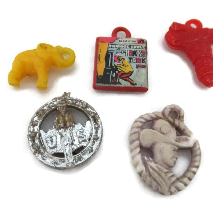 1950's Mid Century Cracker Jack Charms - Duckwells