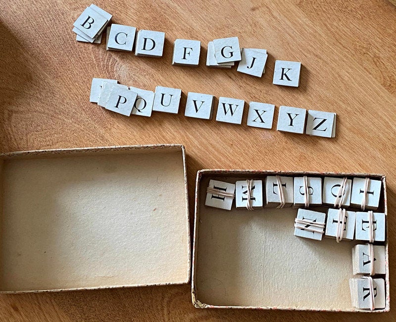 Antique Anagrams Game - Duckwells