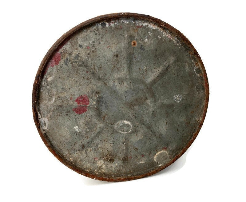 Antique Galvanized Oil Can - Duckwells