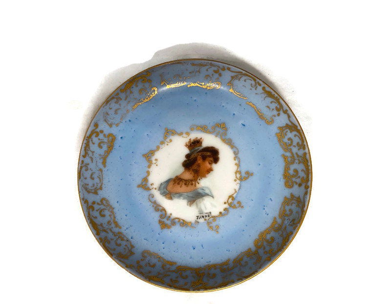 Antique German Porcelain Portrait Pin Dishes - Duckwells