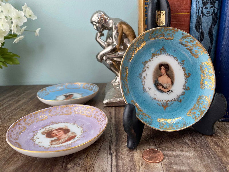 Antique German Porcelain Portrait Pin Dishes - Duckwells