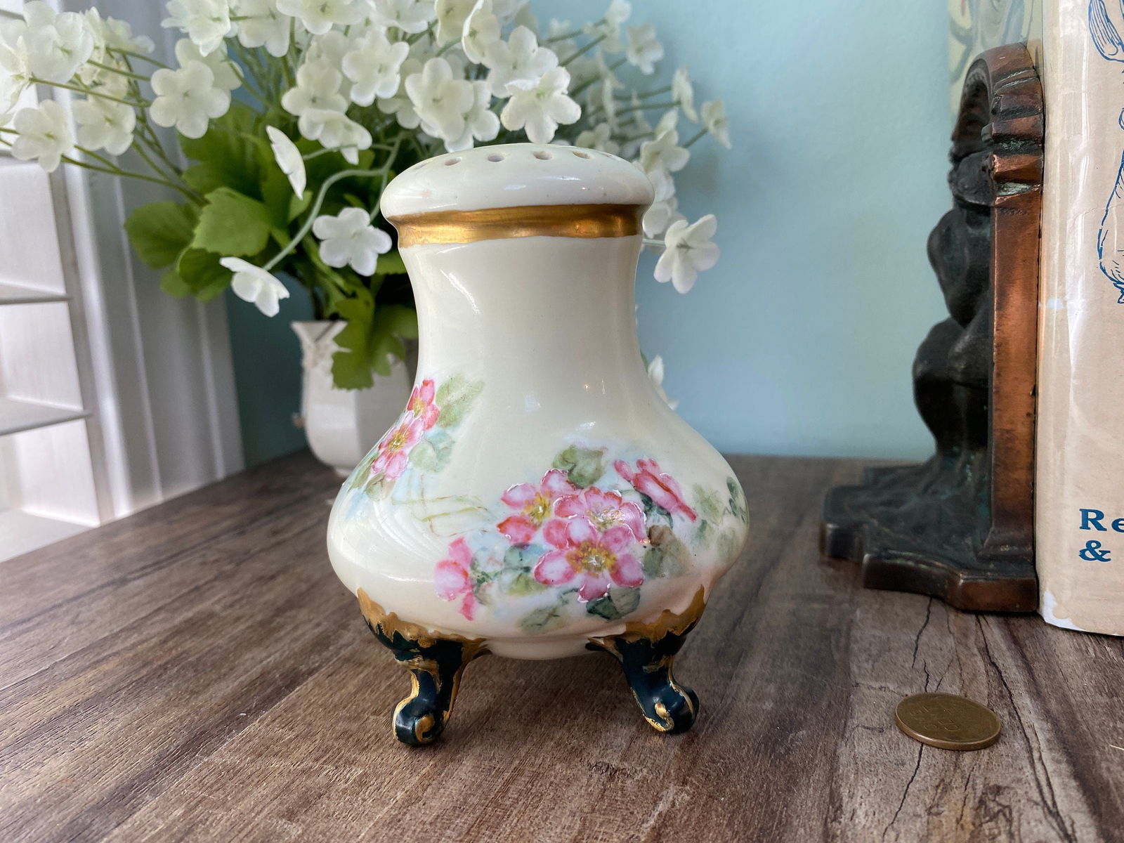 Antique Hatpin Holder - Duckwells