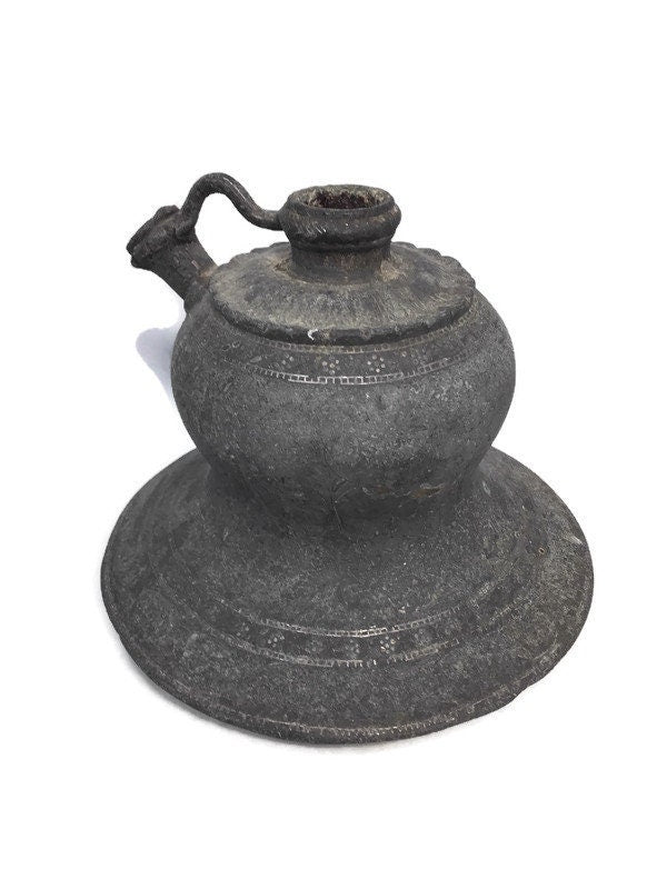 Antique Oil Lamp Base - Duckwells