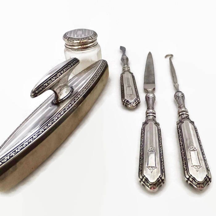Antique Sterling Dresser Set - Duckwells