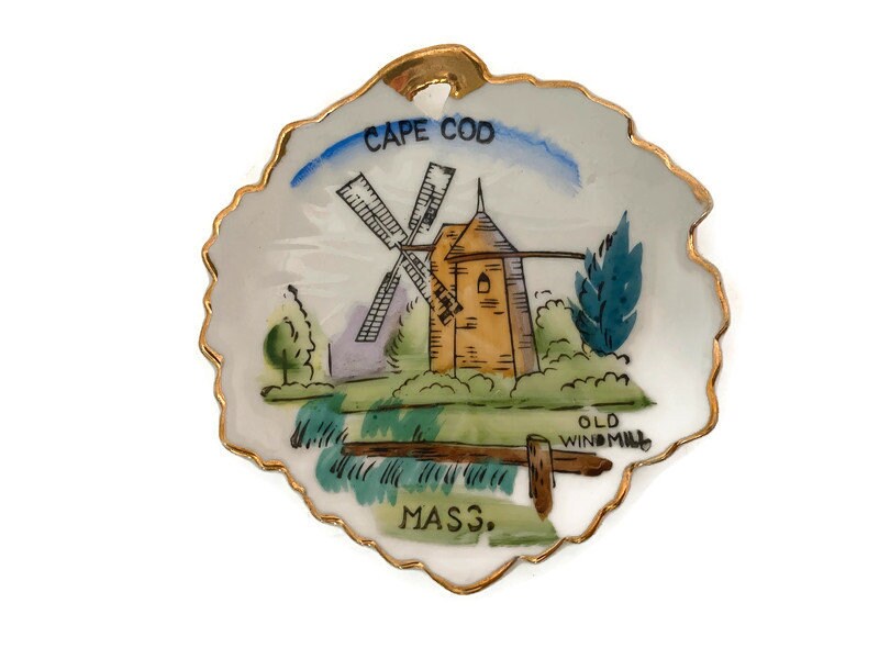 Midcentury Cape Cod Massachusetts Souvenir Dish - Duckwells