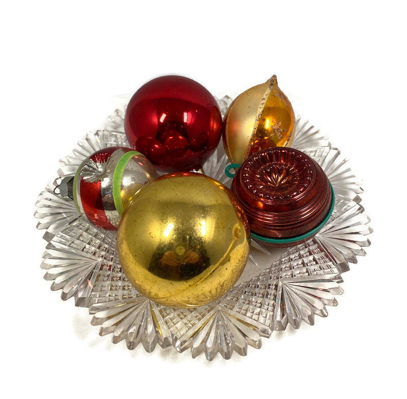 Midcentury Glass Christmas Ornaments - Duckwells