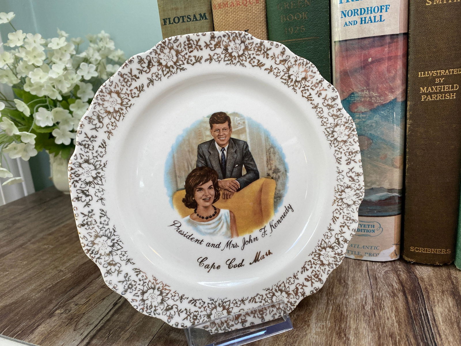 Midcentury JFK Souvenir Collectible Plate - Duckwells