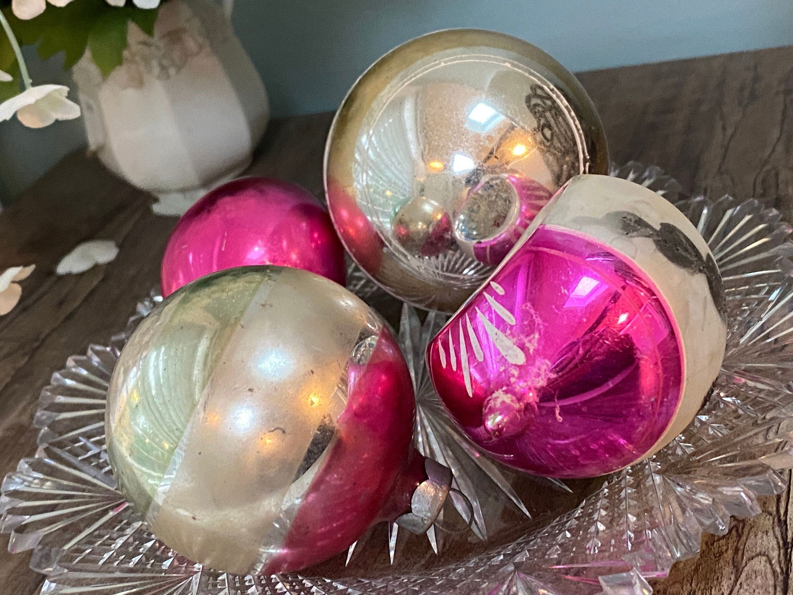 Midcentury Pink Glass Christmas Ornaments - Duckwells