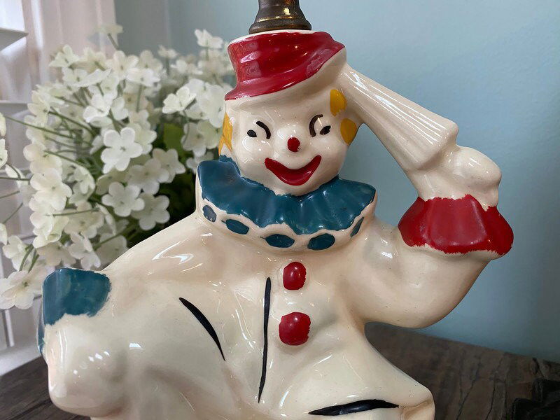 Midcentury Shawnee Circus Clown Lamp - Duckwells