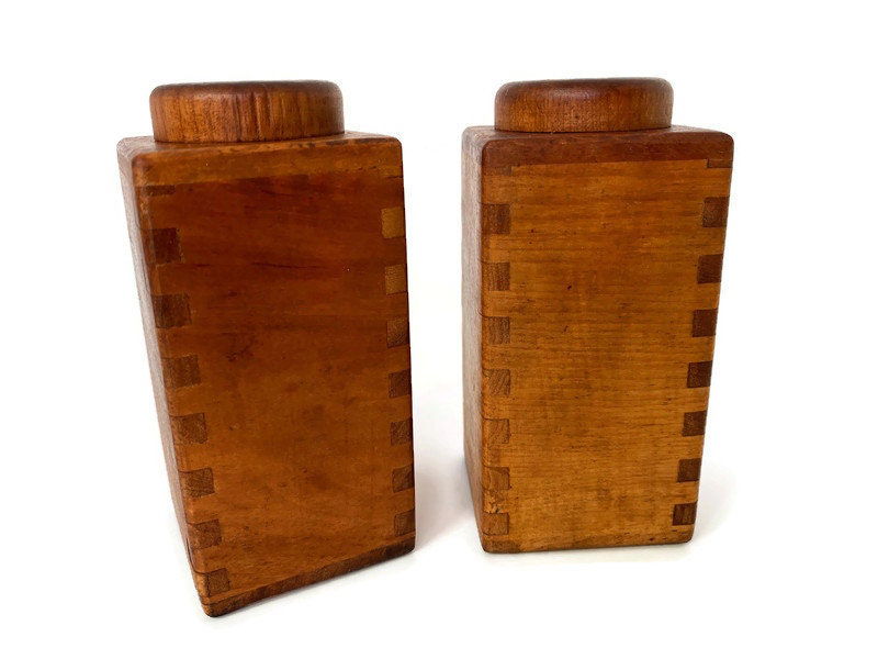Midcentury Wood Salt and Pepper Shakers - Duckwells