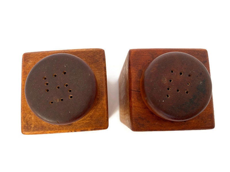Midcentury Wood Salt and Pepper Shakers - Duckwells