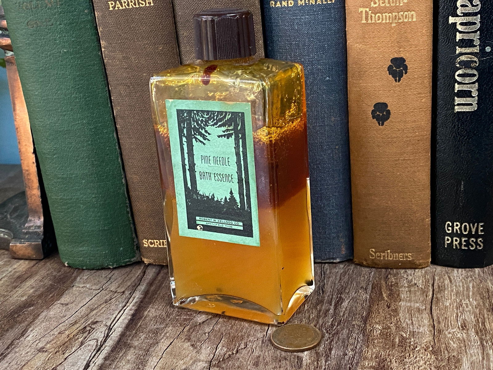 Vintage 1930s Pine Needle Bath Essence - Duckwells