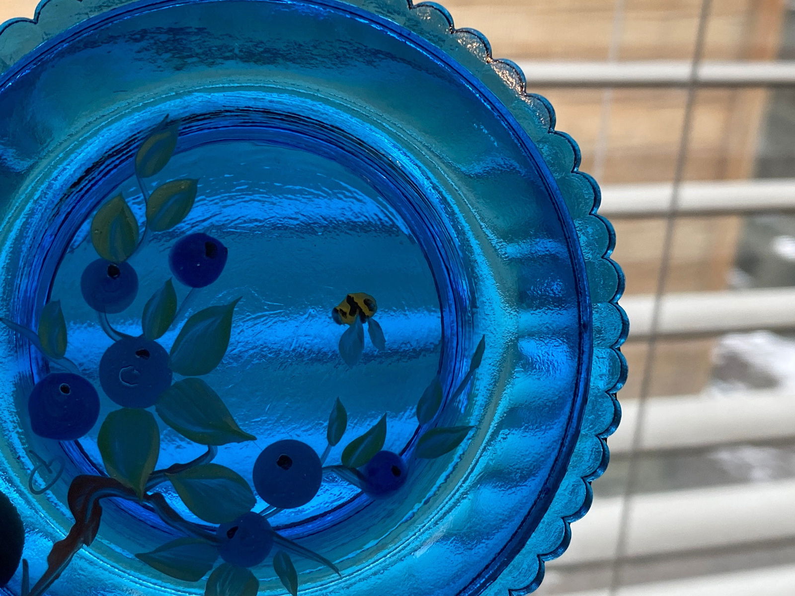 Vintage 1996 Pairpoint Glass Cup Plate - Duckwells