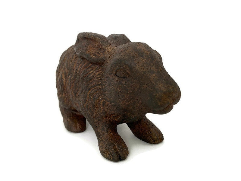 Vintage Bunny Rabbit Ceramic Figurine - Duckwells