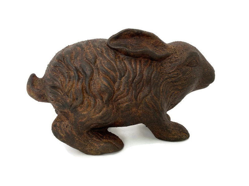 Vintage Bunny Rabbit Ceramic Figurine - Duckwells