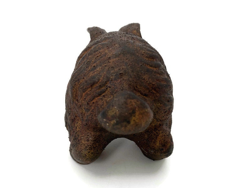 Vintage Bunny Rabbit Ceramic Figurine - Duckwells