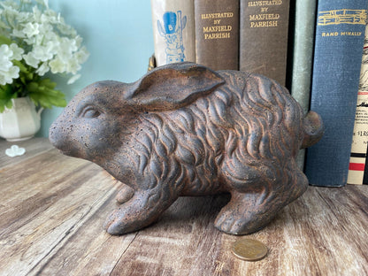Vintage Bunny Rabbit Ceramic Figurine - Duckwells