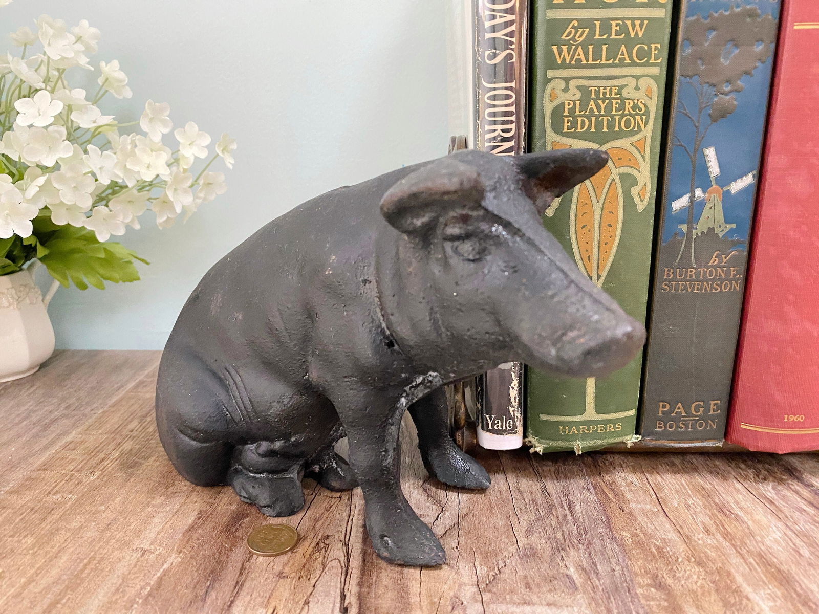 Vintage Cast Iron Pig Bank Heavy Doorstop or Animal Figurine - Duckwells