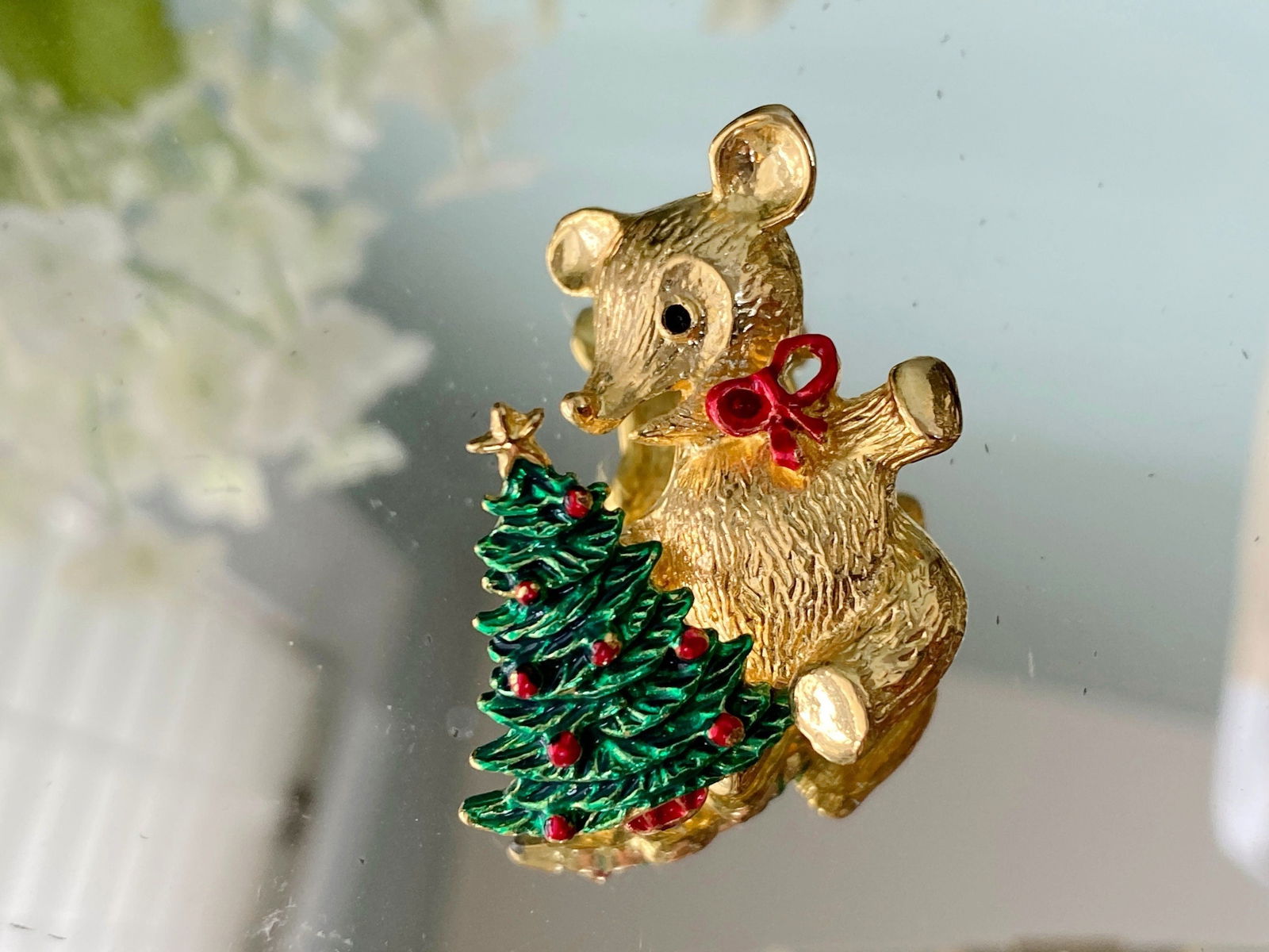 Vintage Christmas Bear holding a Christmas Tree Brooch Pin by SFJ - Duckwells