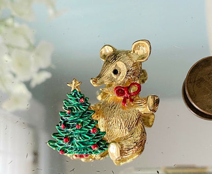 Vintage Christmas Bear holding a Christmas Tree Brooch Pin by SFJ - Duckwells