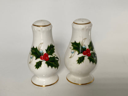 Vintage Christmas China Salt and Pepper Shaker Set - Duckwells