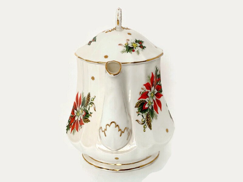 Vintage Christmas Coffee Pot - Duckwells