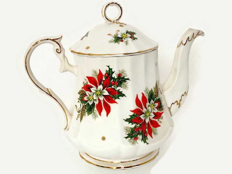 Vintage Christmas Coffee Pot - Duckwells