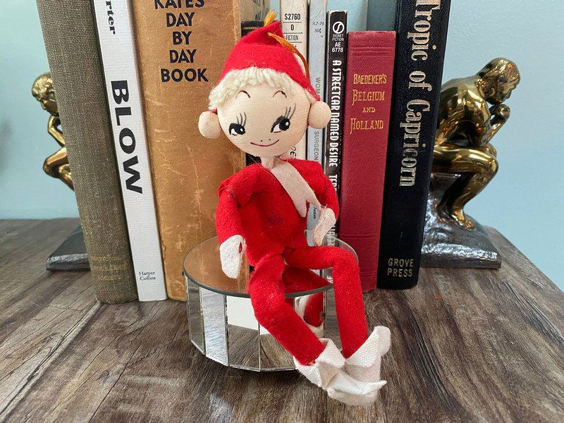 Vintage Elf Christmas Ornament Decoration - Duckwells