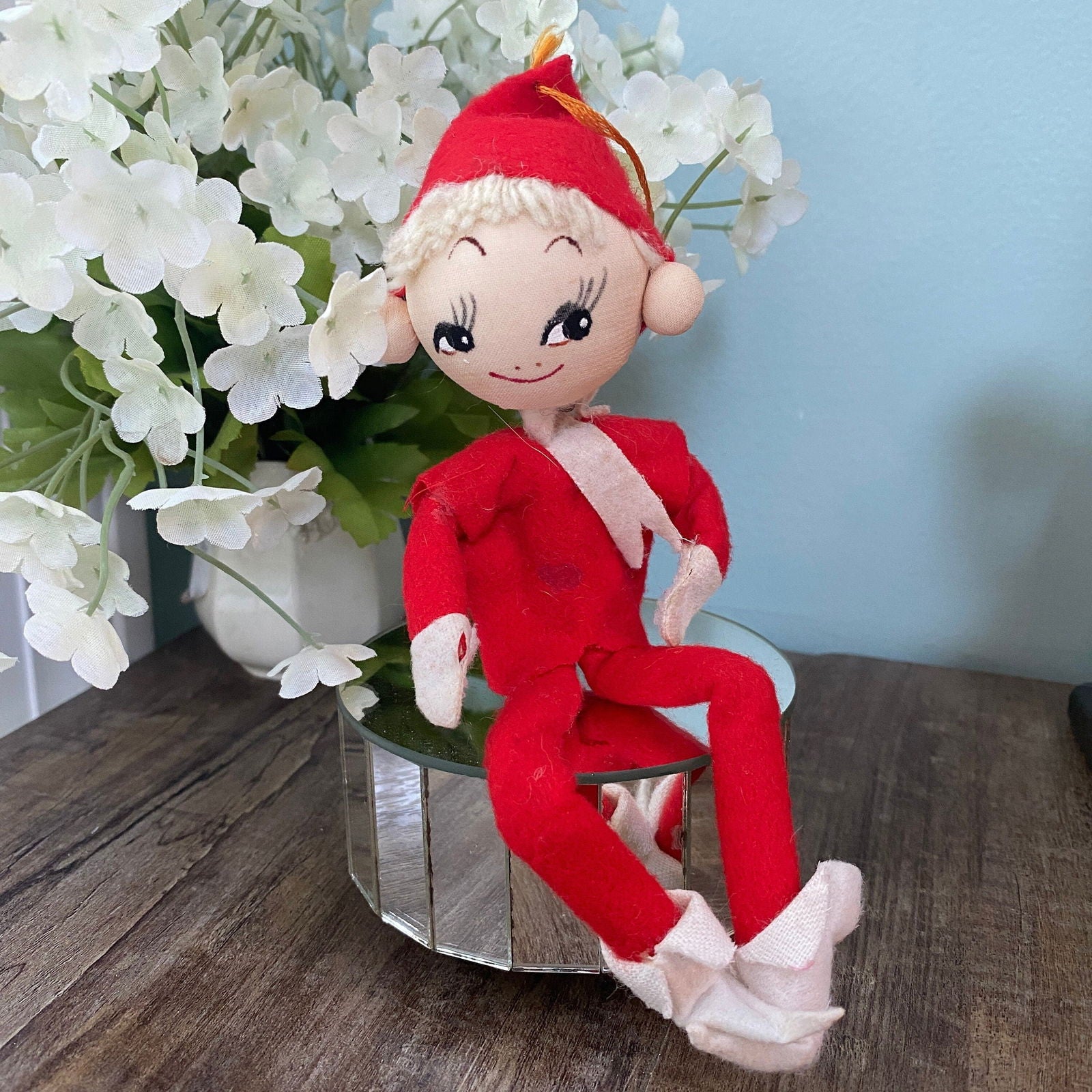 Vintage Elf Christmas Ornament Decoration - Duckwells