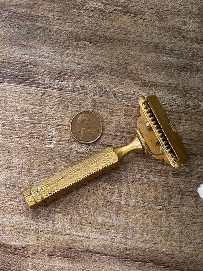 Vintage Ever Ready 1912 Razor - Duckwells