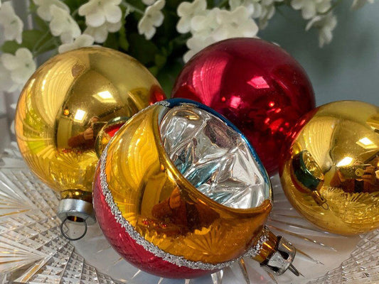 Vintage Glass Christmas Ornaments - Duckwells