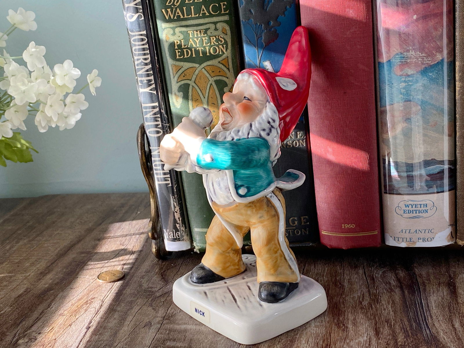Vintage Gnome Singer Figurine by Goebel - Duckwells