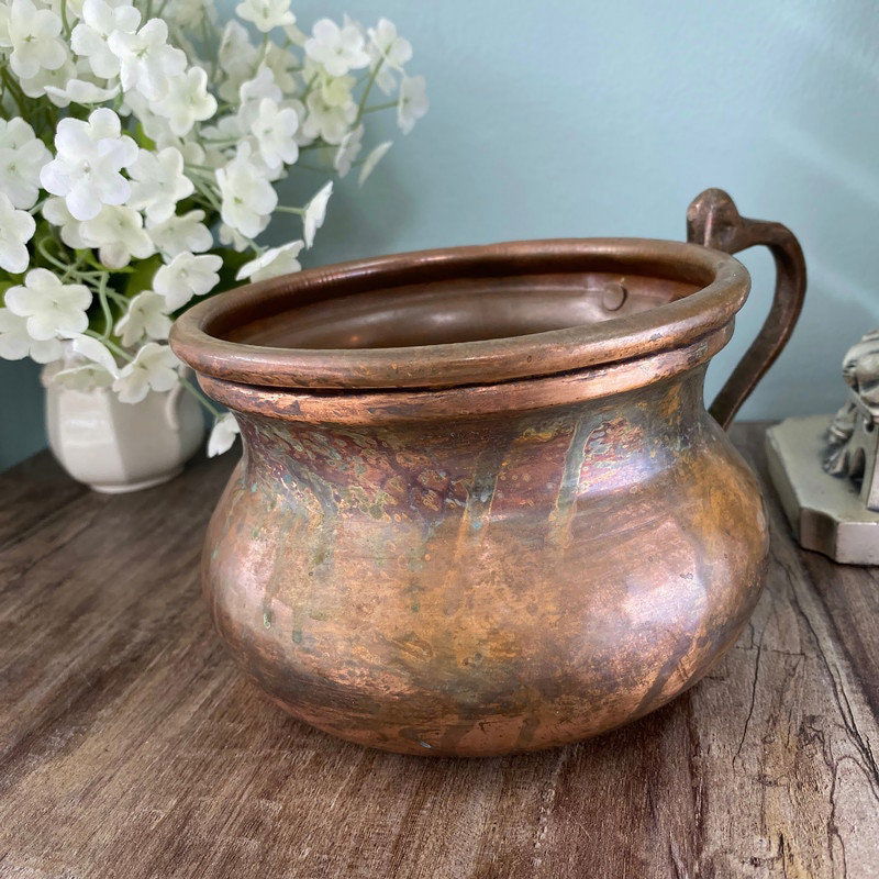 Vintage Hand Hammered Copper Pot - Duckwells