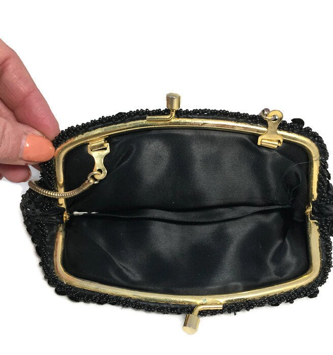 Vintage Hand Made Beaded Purse - Duckwells
