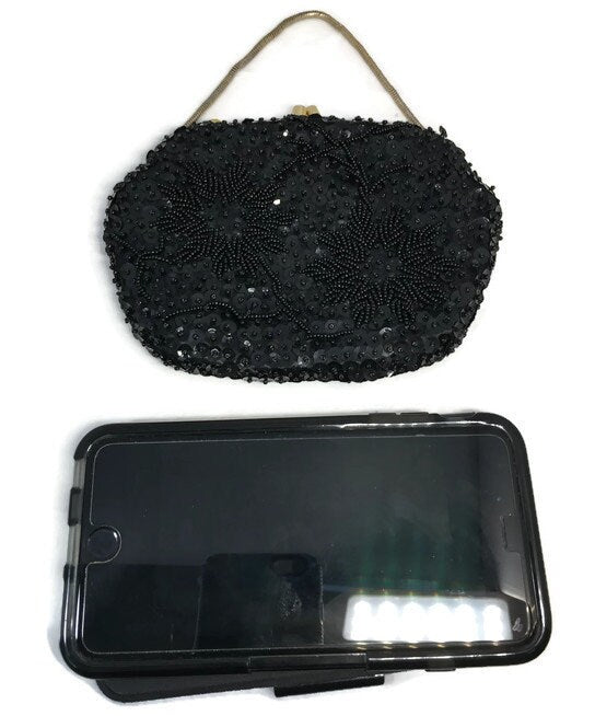 Vintage Hand Made Beaded Purse - Duckwells