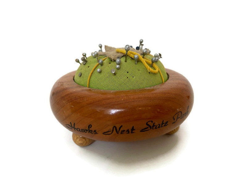 Vintage Hawks Nest State Park Souvenir Wood Pincushion - Duckwells