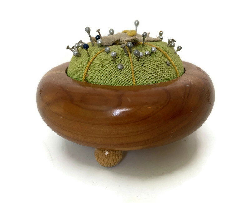 Vintage Hawks Nest State Park Souvenir Wood Pincushion - Duckwells