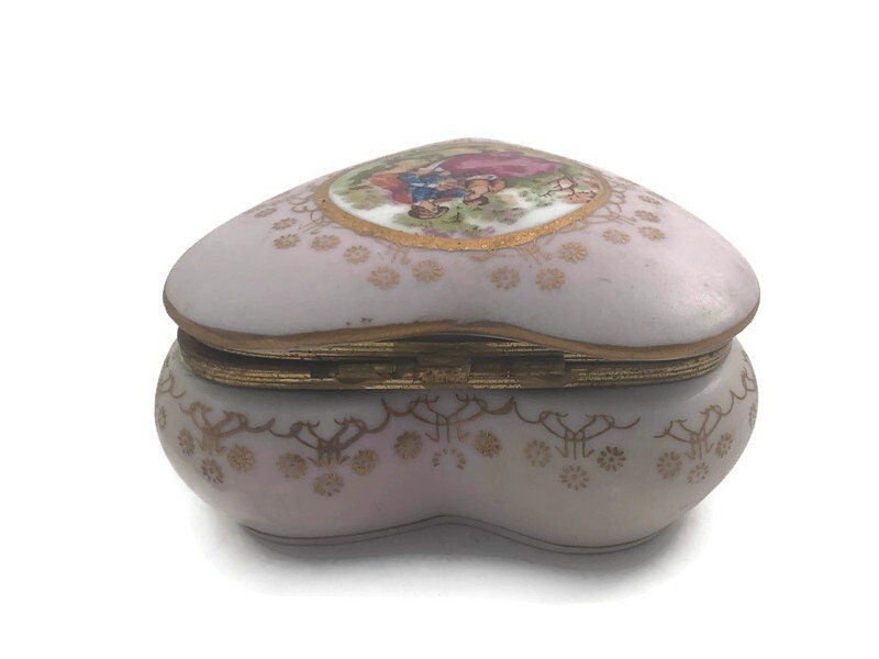Vintage Heart Shaped Porcelain Trinket Box - Duckwells