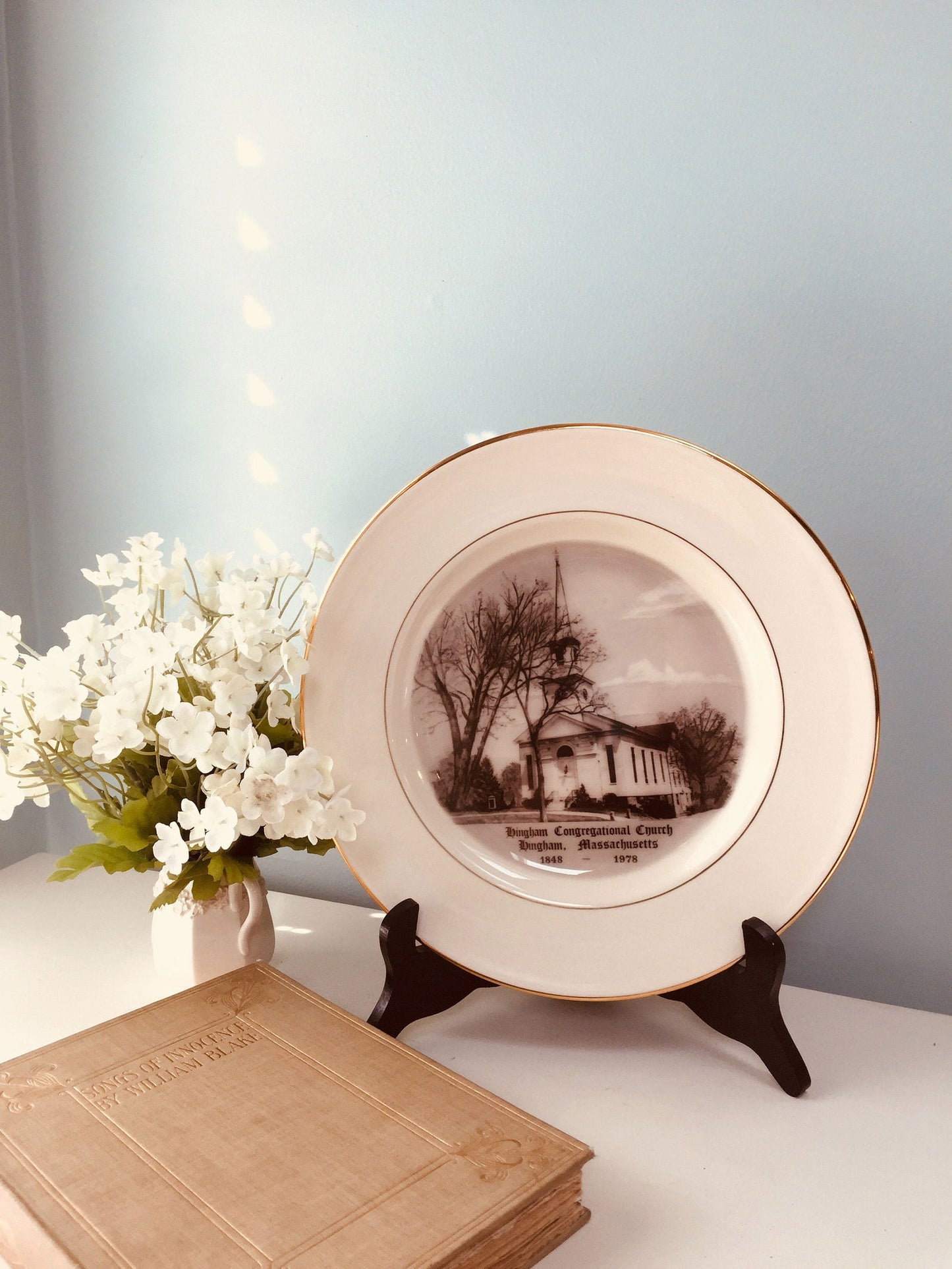 Vintage Hingham Massachusetts Plate - Duckwells