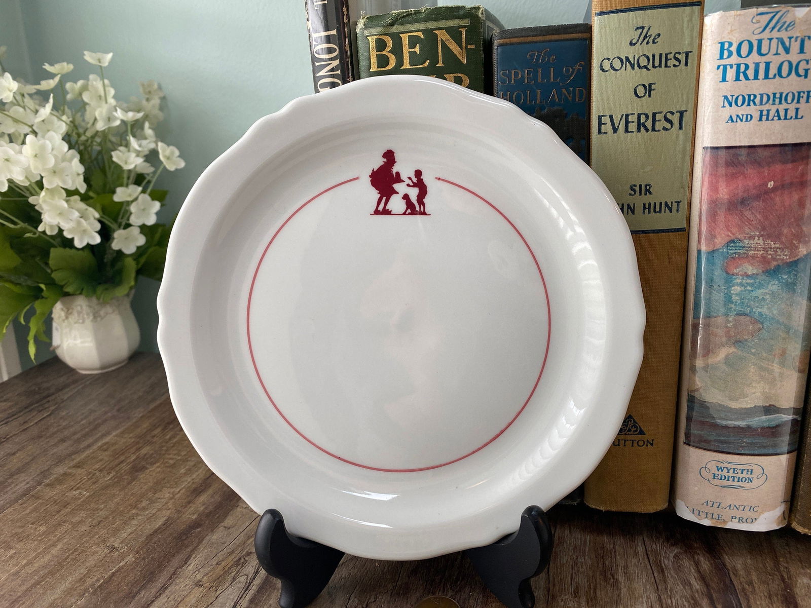 Vintage Howard Johnsons Small Plate - Duckwells