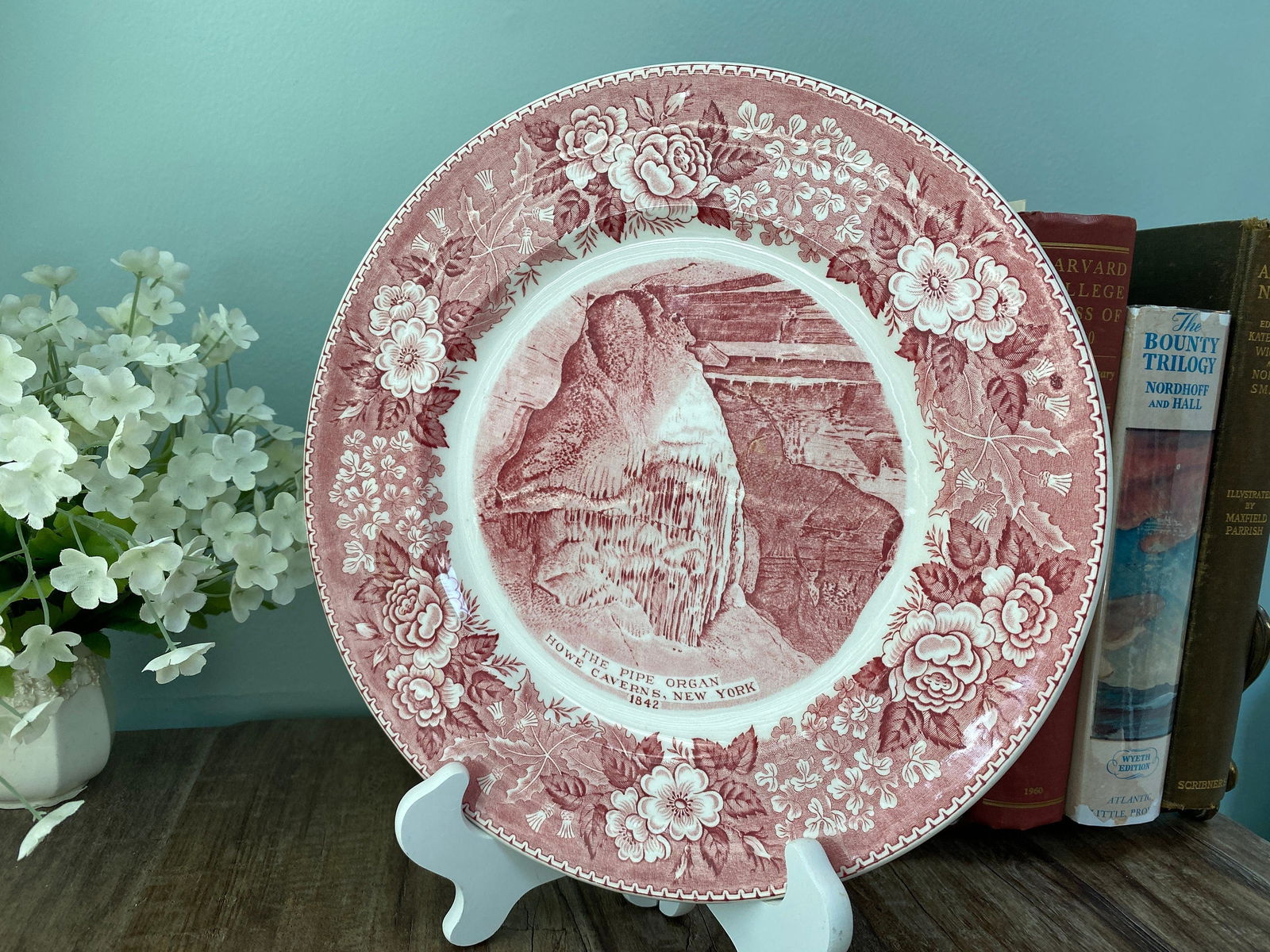 Vintage Howe Caverns New York Souvenir Plate - Duckwells