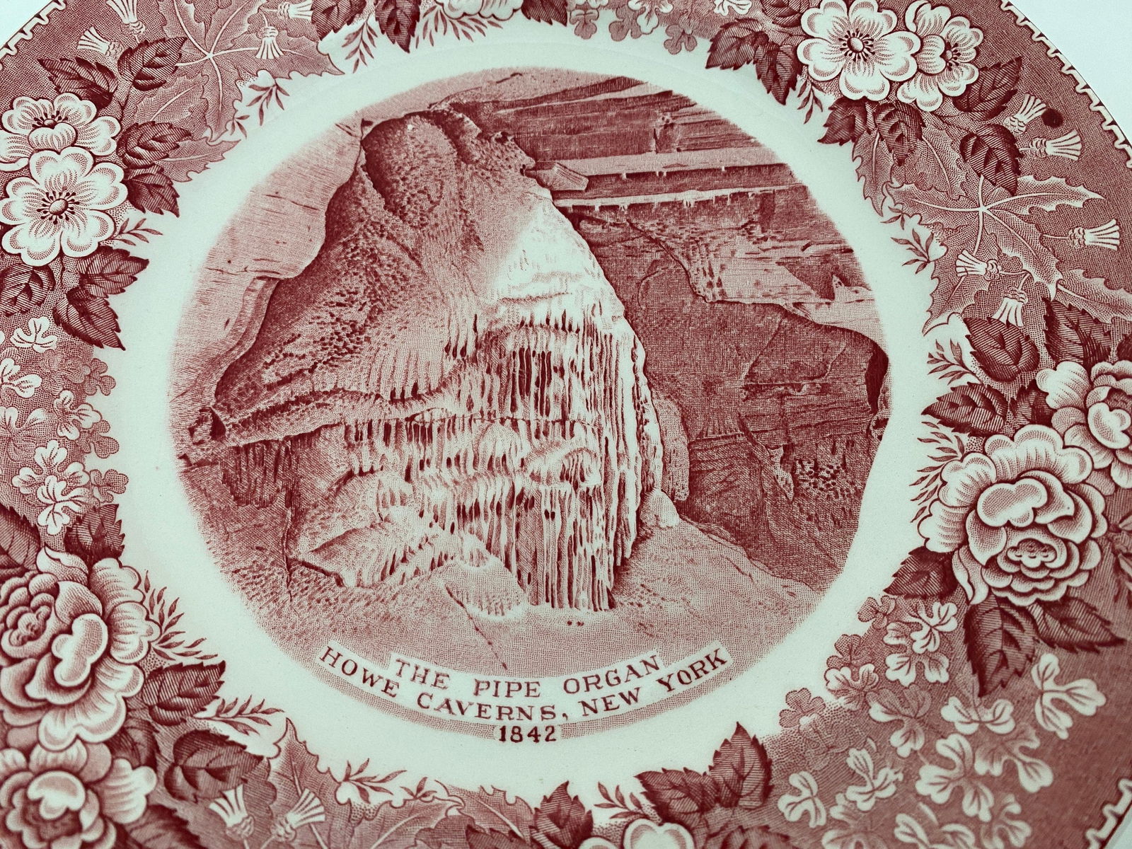 Vintage Howe Caverns New York Souvenir Plate - Duckwells