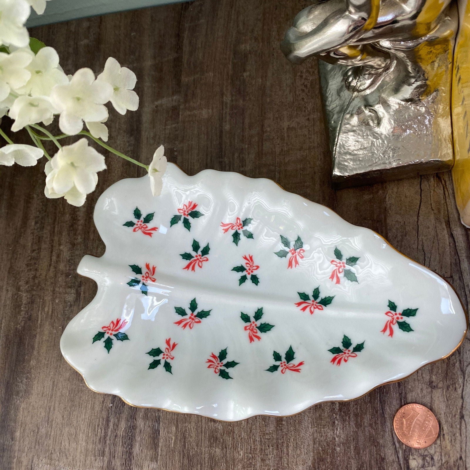Vintage Lefton White Ceramic Christmas Tree Dish - Duckwells