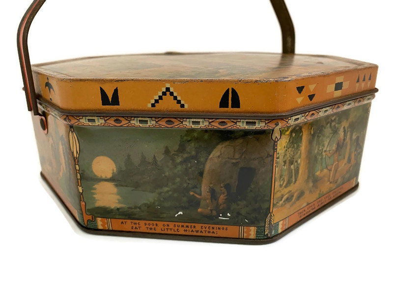 Vintage Native American Litho Tin - Duckwells